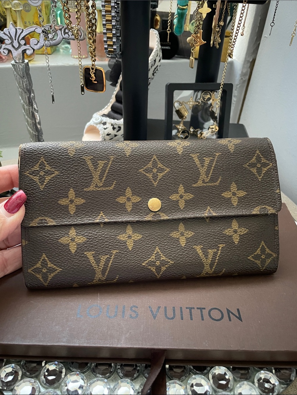 ✨🤎Louis Vuitton Portefeuille Sarah Monogram Canvas Bifold Wallet🤎✨Vintage